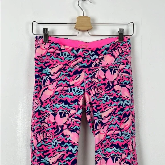 Lilly Pulitzer Luxletic Weekender Pink and Blue Losbstah Roll Women's M Leggings - Picture 4 of 8